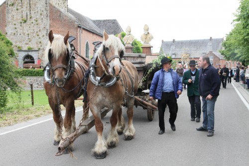 ROU procession 1.jpg